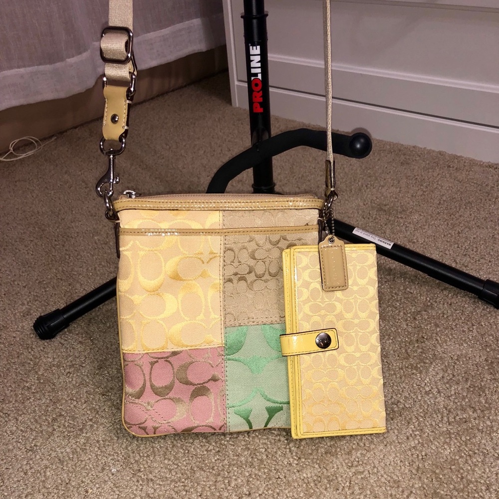 Authentic Coach Crossbody Purse & Matching Wallet
